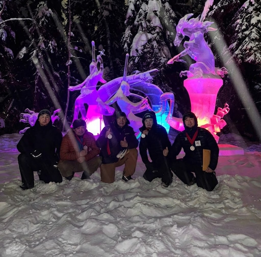 Монголчууд ICE ALASKA-гийн мөсөн блок төрөлд мөнгөн медаль хүртлээ